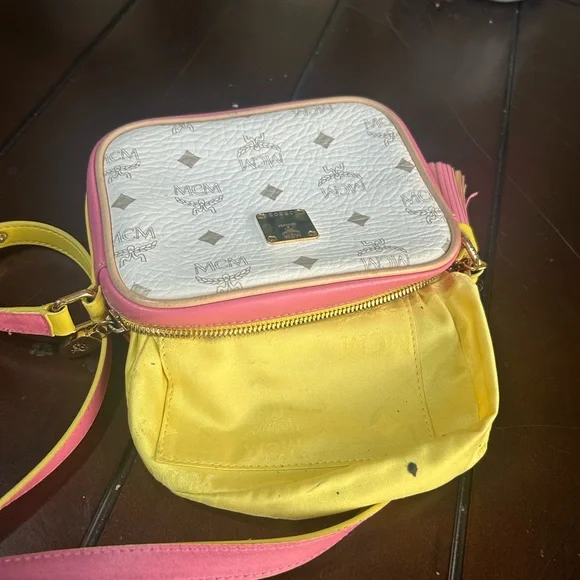 MCM pink/yellow/orange crossbody - Picture 10 of 11